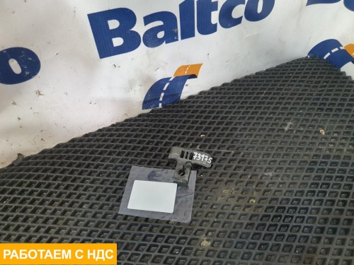 Кронштейн системы охлаждения