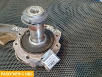 Кулак поворотный правый